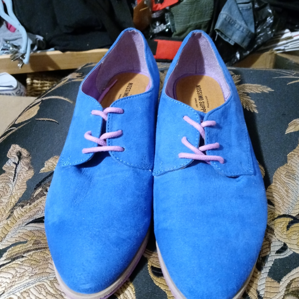 👞 🎁MOSSIMO BLUE SUEDE SHOES SIZE 6 👞 Like New! A Awesome Gift. - Picture 2 of 8